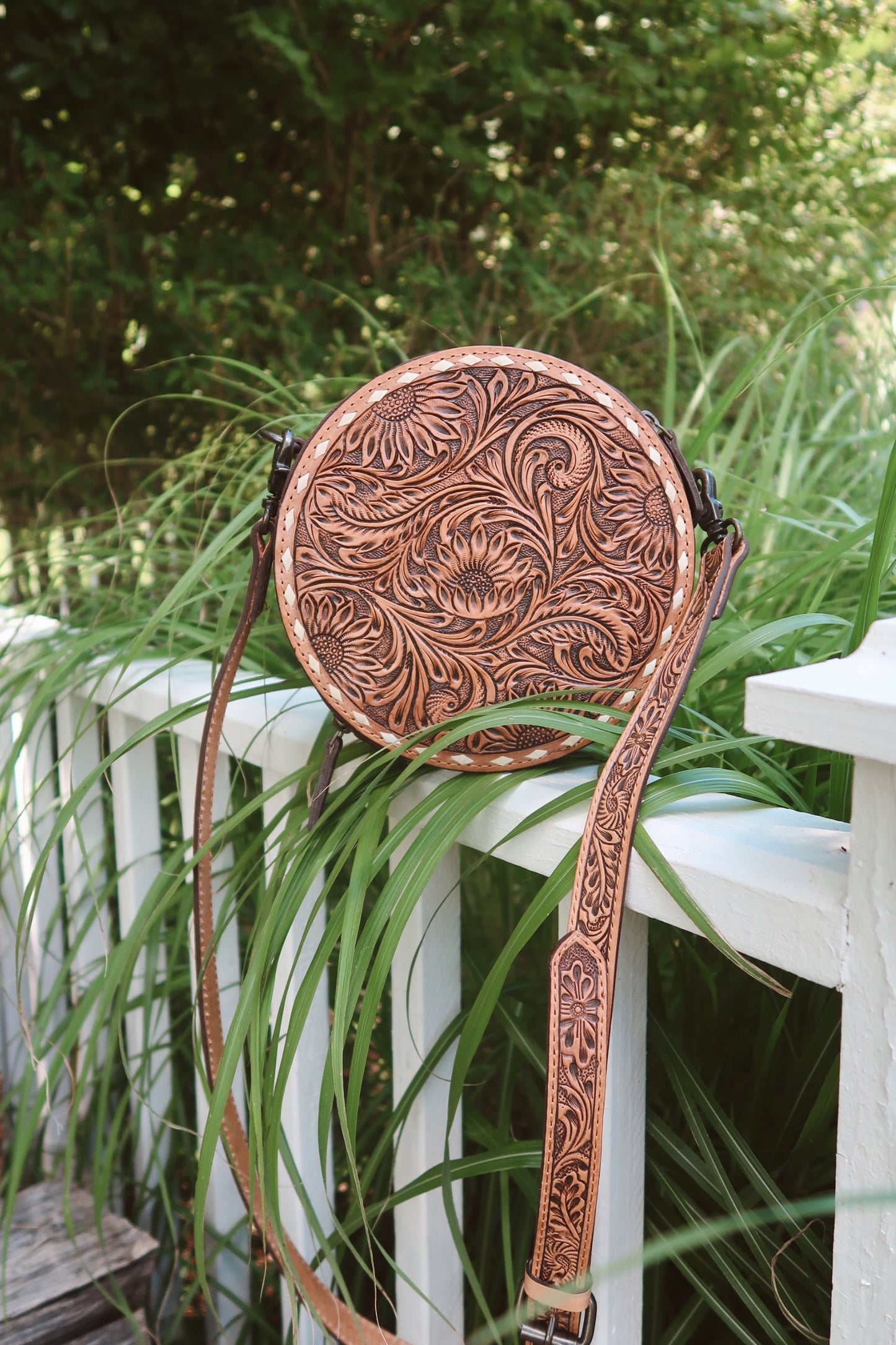 Tooled Canteen Purse