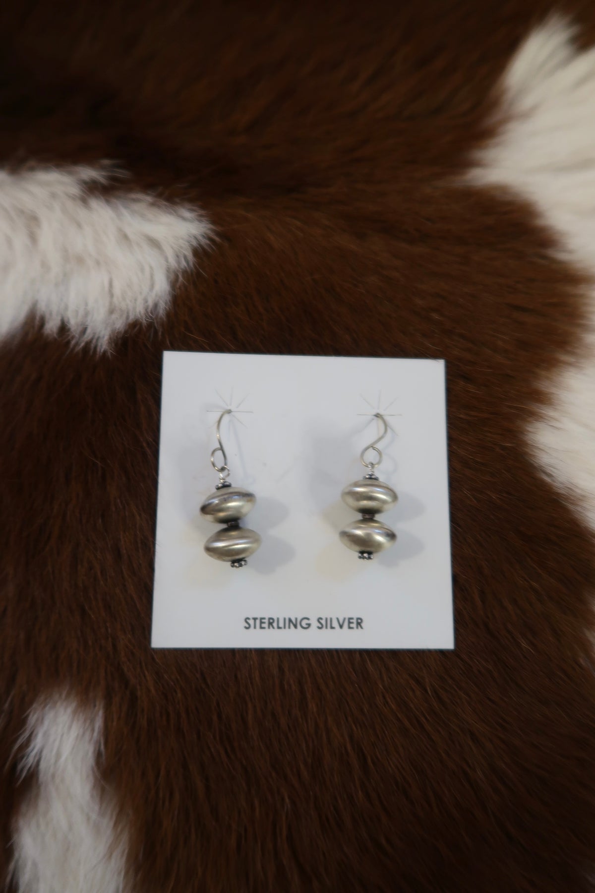 Saucer Dangles