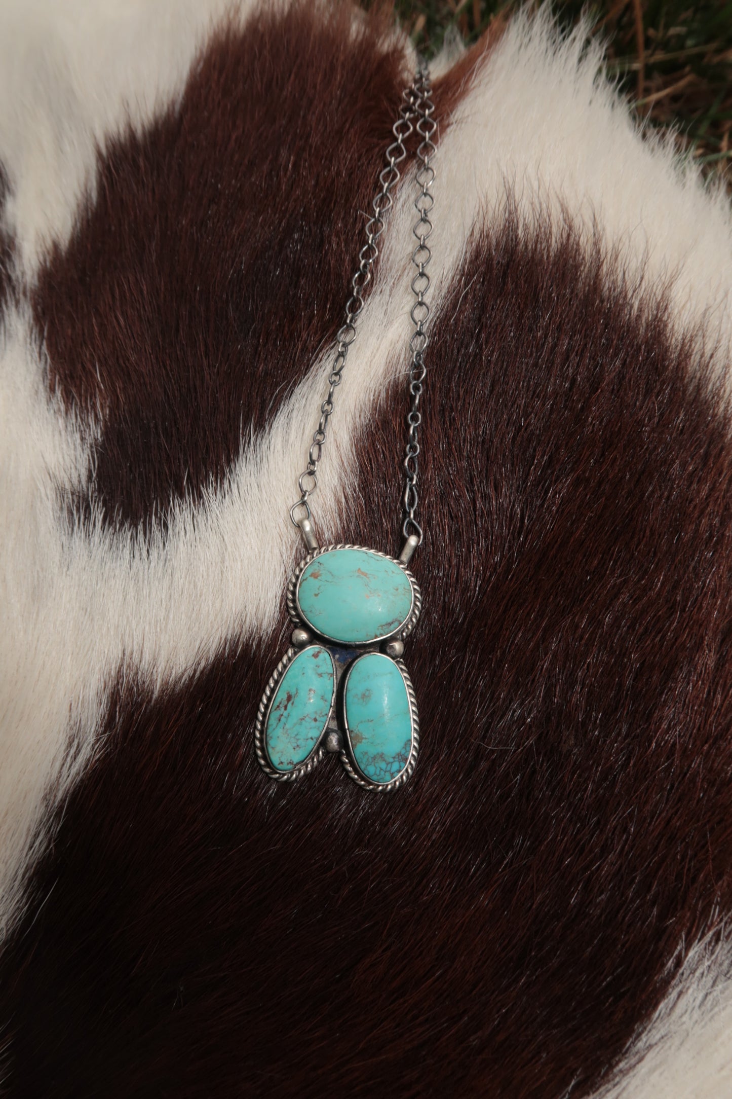 Three Stone Cluster Necklace